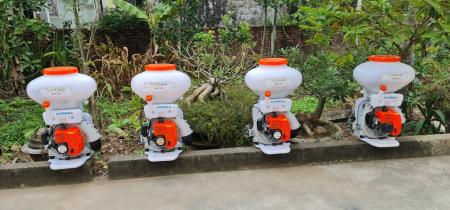 Máy phun vôi đa năng 